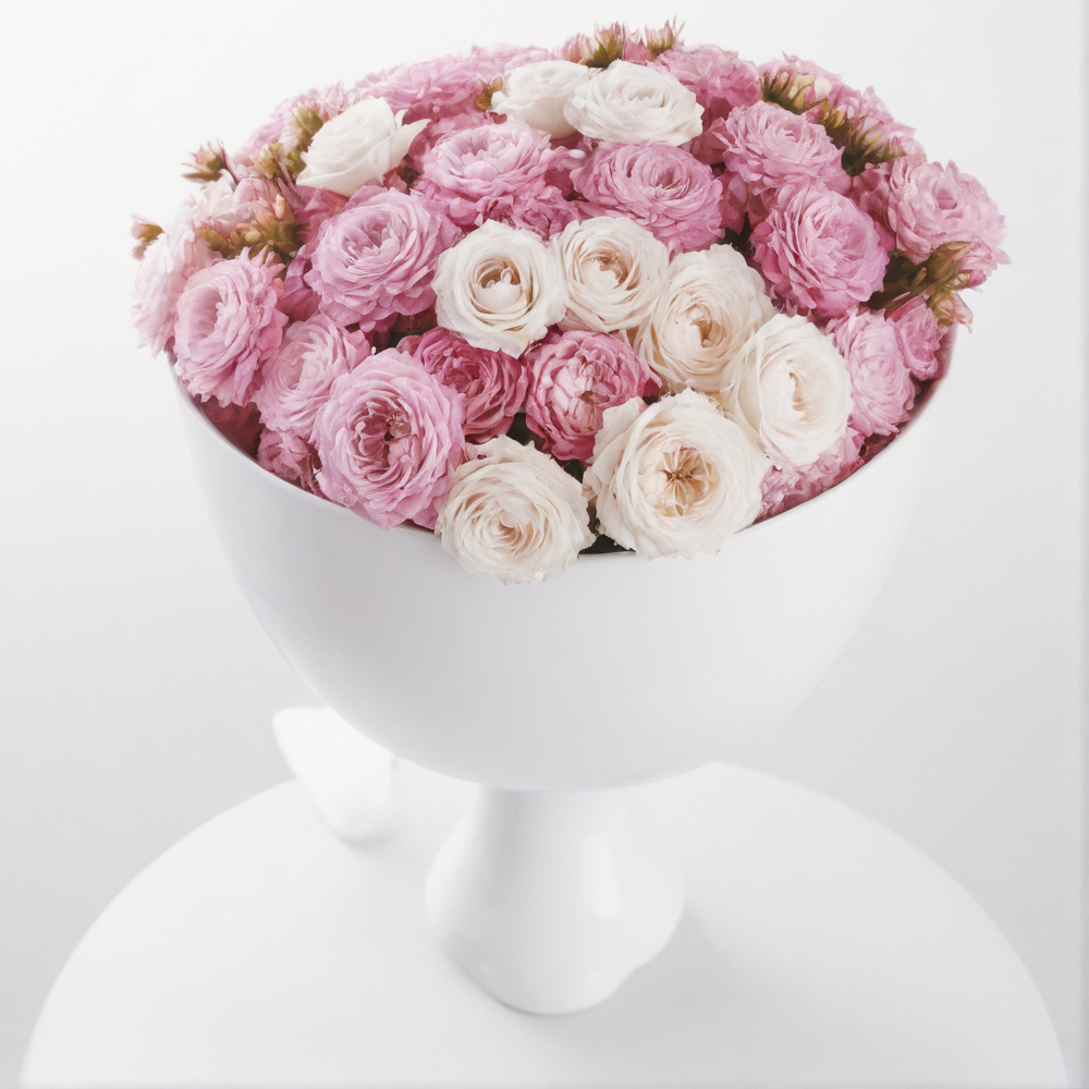 Ramo de rosas rosas y blancas Floristería en Málaga