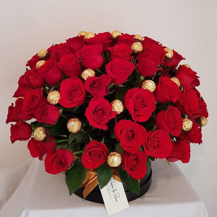 Rosas rojas con bombones