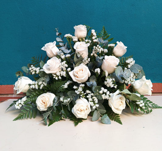 Centro de 12 Rosas Blancas de Ecuador