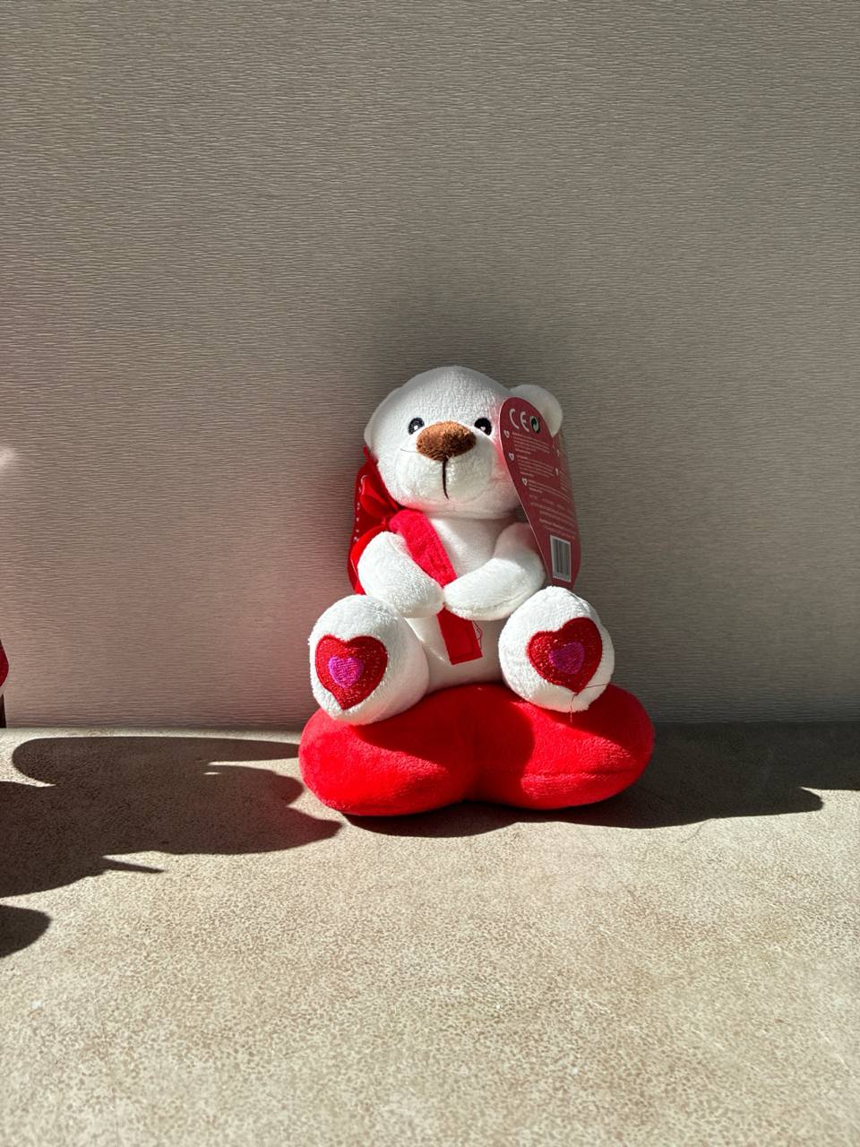 Oso con corazón rojo 20 cms